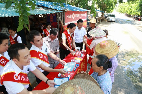 儋州農(nóng)信社防范非法集資宣傳進(jìn)行時(shí)