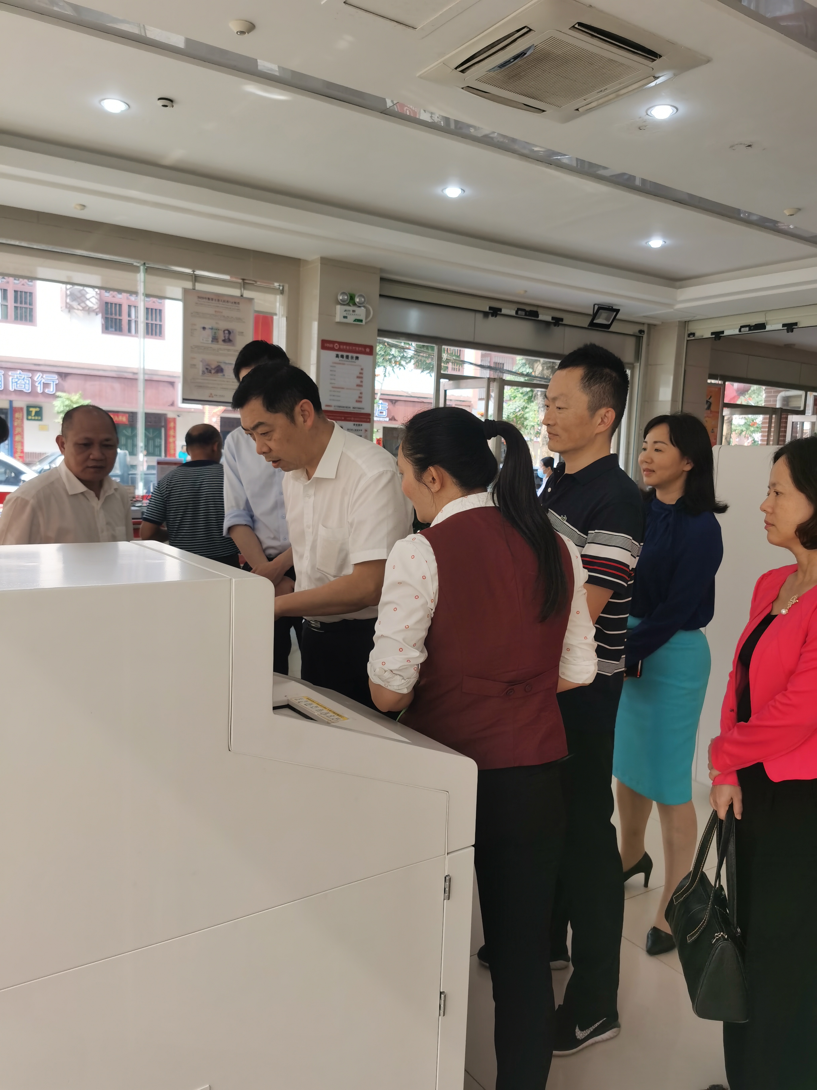 省聯(lián)社黨委委員、副主任趙旺一行深入基層開展調研指導工作