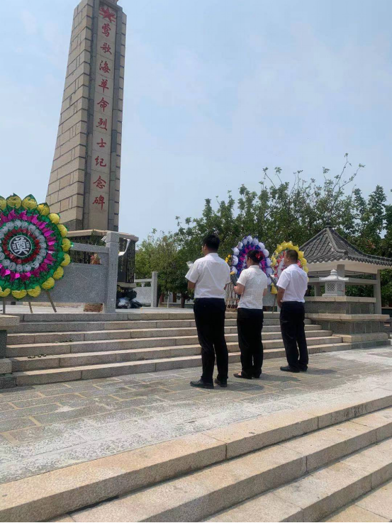 樂東聯(lián)社開展“清明祭英烈”活動