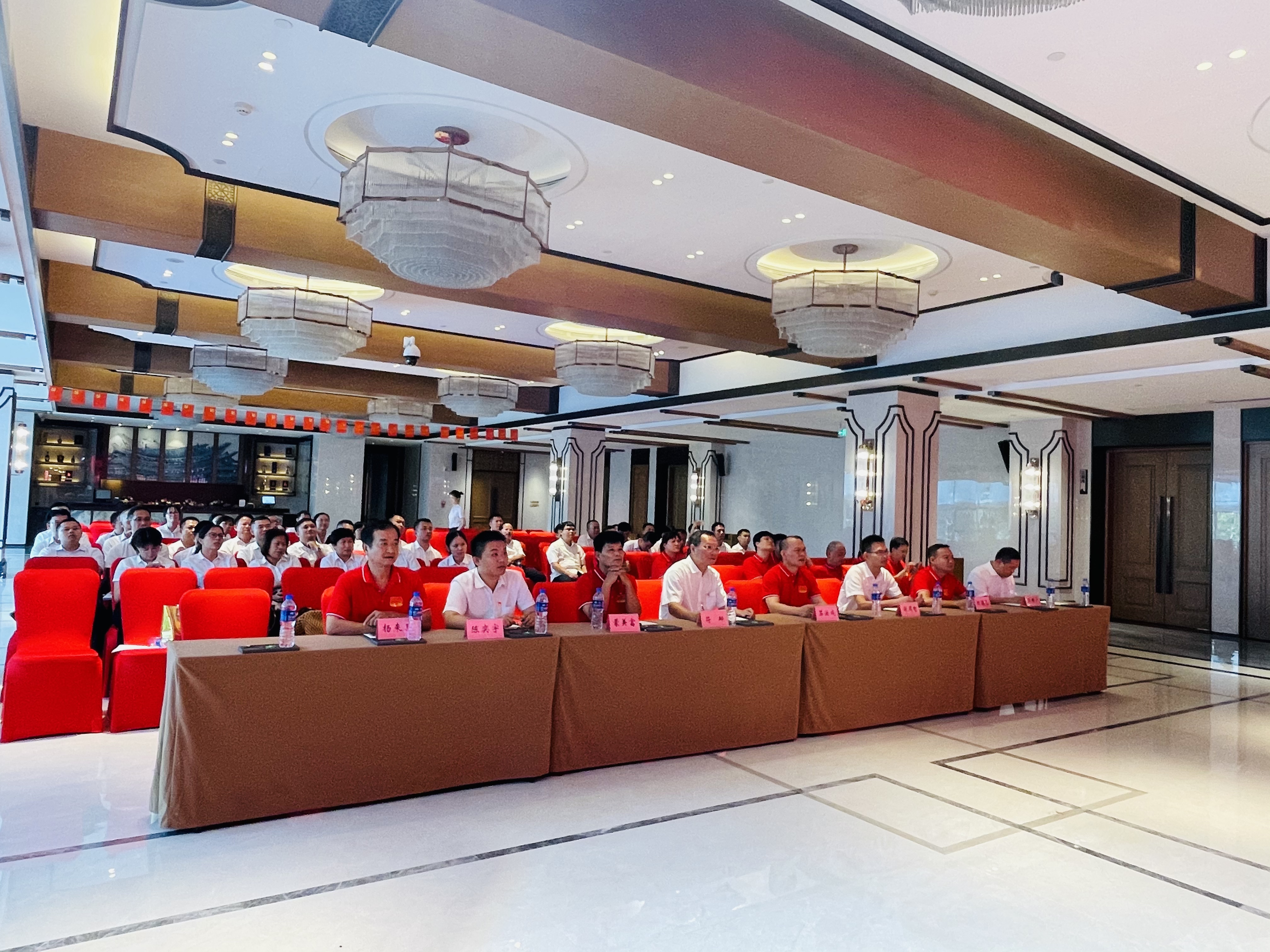 定安聯(lián)社和定安縣社保服務(wù)中心聯(lián)合舉辦慶祝建黨100周年黨史知識競賽