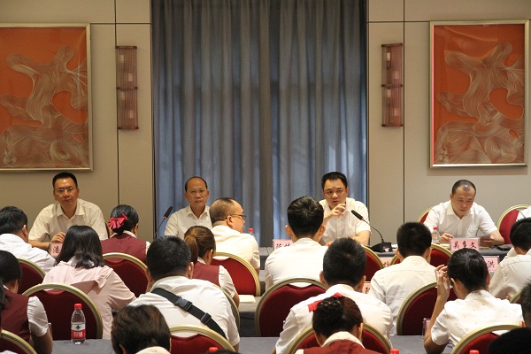 查堵點、破難題、促發(fā)展——樂東聯(lián)社召開貸款投放及不良貸款清收工作推進會