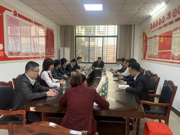 儋州聯(lián)社按業(yè)績導(dǎo)向完成網(wǎng)點(diǎn)負(fù)責(zé)人輪崗