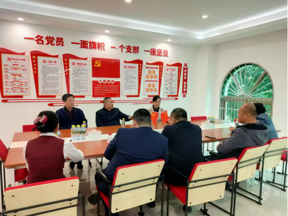 省聯(lián)社黨委委員、副主任韓青一行到 文昌農(nóng)商銀行開展調(diào)研指導工作