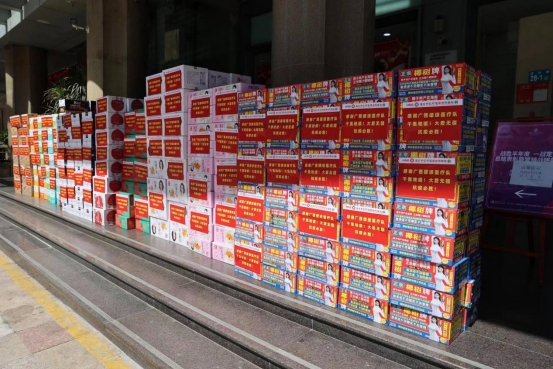 ?？诼?lián)社慰問廣西援瓊醫(yī)療隊(duì)