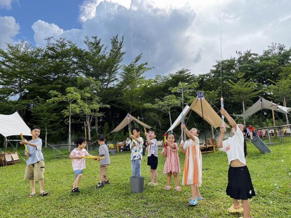 儋州農(nóng)信社社保卡戶外宣傳活動(dòng)｜童心飛揚(yáng)，社?？ㄖ? title=