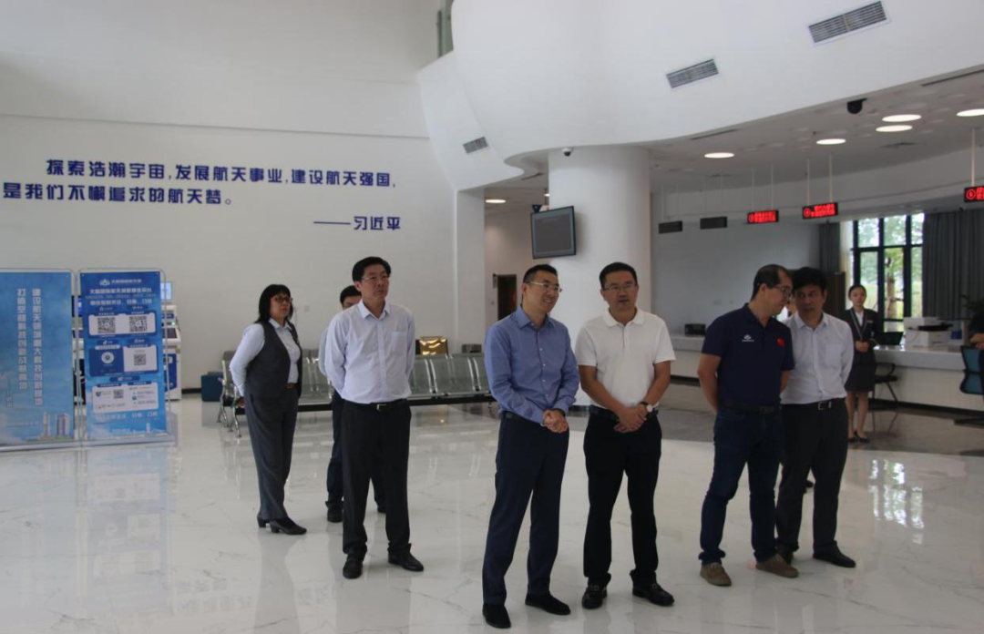 陳維到文昌農(nóng)商銀行宣講中央金融工作會(huì)議精神 拜訪客戶并開(kāi)展調(diào)研督導(dǎo)