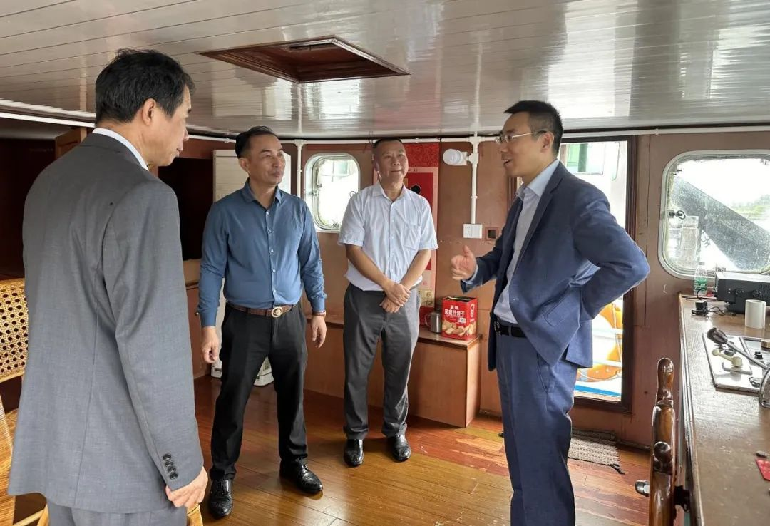 陳維到瓊海聯(lián)社宣講中央金融工作會(huì)議精神 拜訪客戶并開(kāi)展調(diào)研督導(dǎo)