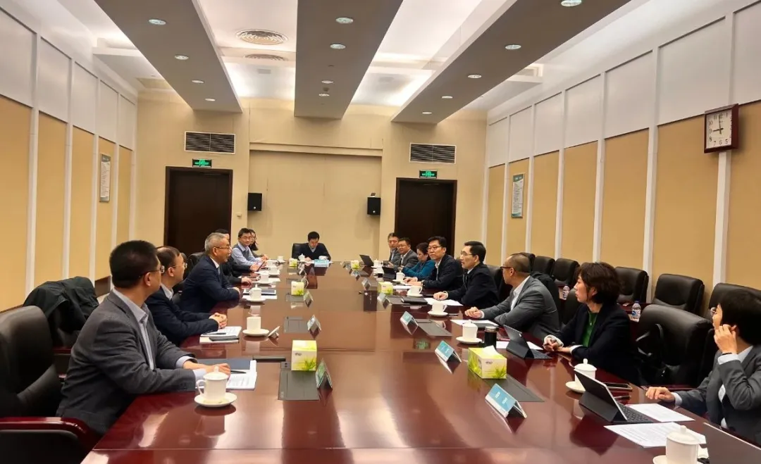 劉國鑫帶隊赴中國農(nóng)業(yè)銀行學習交流