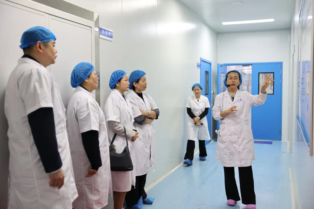 鄒燕玲一行到海南海藥有限公司開(kāi)展調(diào)研 鄒燕玲一行到海南海藥有限公司開(kāi)展調(diào)研