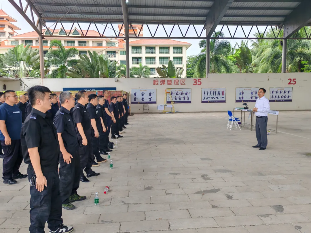 黃亮到省警?？赐繂?024年度持槍資格培訓班學員