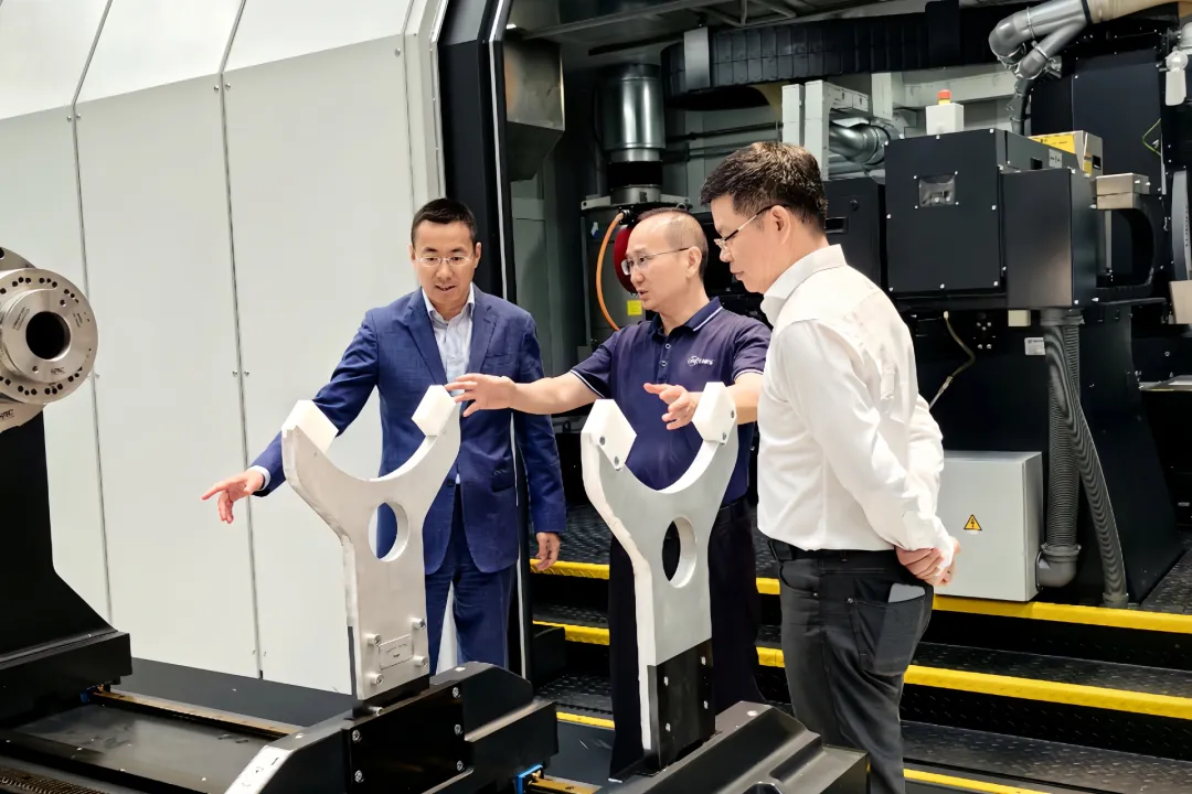 陳維帶隊走訪新海航及子公司