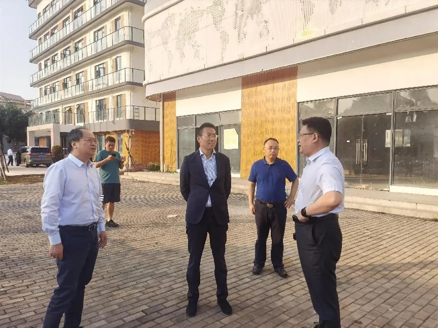 陳維帶隊(duì)赴?？谥袑ｎ}調(diào)研網(wǎng)點(diǎn)建設(shè)規(guī)劃工作