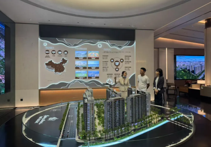 萬寧支行五一期間開展房地產企業(yè)專項走訪活動