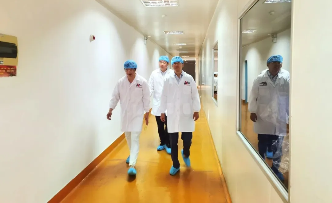 陳維帶隊開展客戶貸后走訪和檢查