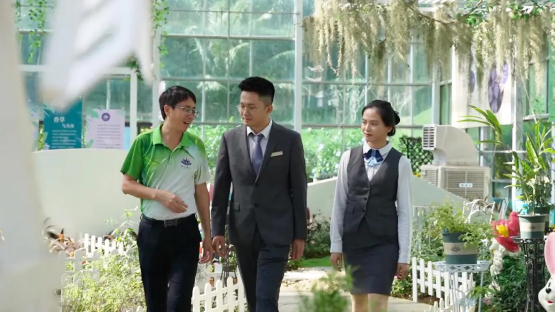 屯昌支行繪就芳香產(chǎn)業(yè)新圖景