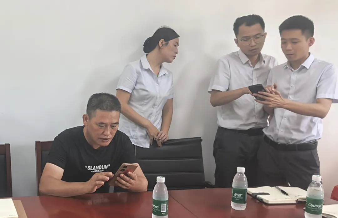 瓊中支行：整村授信賦動能，全力助推鄉(xiāng)村振興