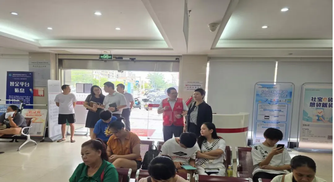 海南農(nóng)商銀行調(diào)研基層支行：把脈綠色普惠堵點 賦能實體經(jīng)濟發(fā)展