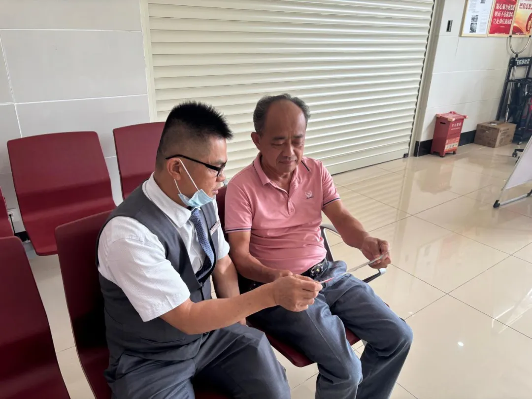 文昌美文支行用服務詮釋金融機構責任