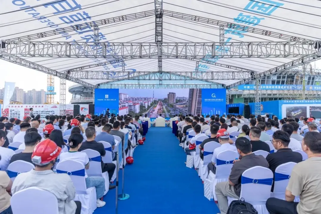 海南農(nóng)商銀行協(xié)辦全省治理欠薪“8+1”工作機(jī)制標(biāo)準(zhǔn)化建設(shè)現(xiàn)場(chǎng)會(huì) 海南農(nóng)商銀行協(xié)辦全省治理欠薪“8+1”工作機(jī)制標(biāo)準(zhǔn)化建設(shè)現(xiàn)場(chǎng)會(huì)