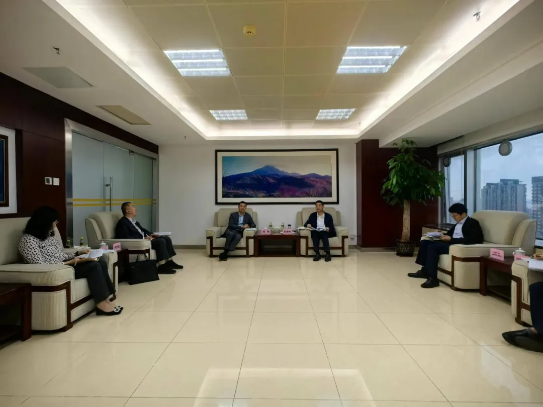 陳維帶隊(duì)拜訪中國(guó)人民銀行海南省分行 陳維帶隊(duì)拜訪中國(guó)人民銀行海南省分行